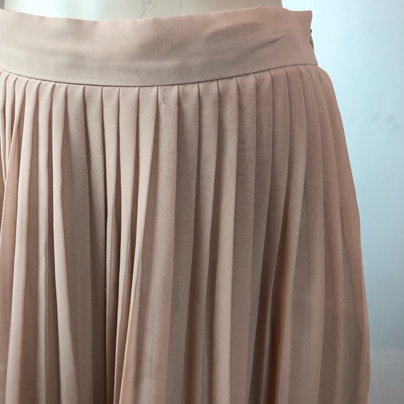 Chiffon by American Apparel pleated skirt - Picture 2 of 4